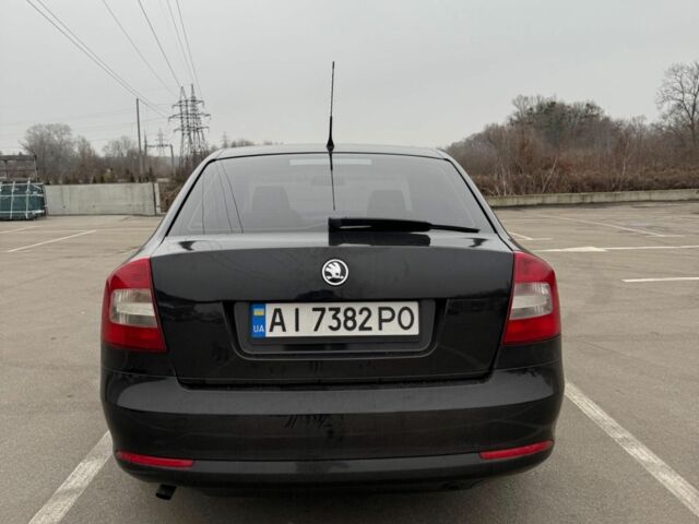 Черный Шкода Октавия, объемом двигателя 1.6 л и пробегом 164 тыс. км за 7500 $, фото 1 на Automoto.ua