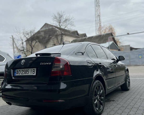Чорний Шкода Октавія, об'ємом двигуна 2 л та пробігом 320 тис. км за 7800 $, фото 3 на Automoto.ua