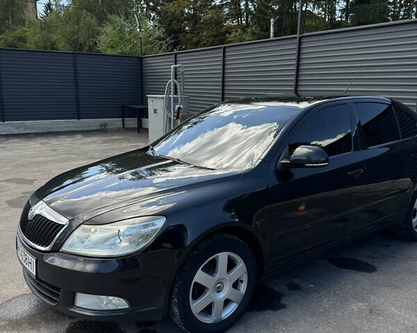 Черный Шкода Октавия, объемом двигателя 1.9 л и пробегом 313 тыс. км за 8300 $, фото 3 на Automoto.ua