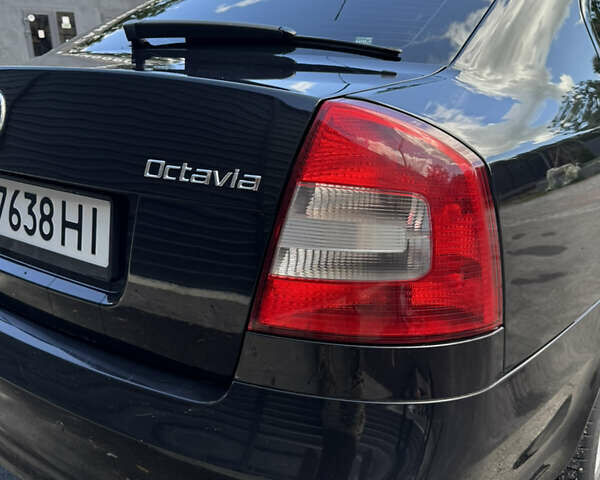 Черный Шкода Октавия, объемом двигателя 1.9 л и пробегом 313 тыс. км за 8300 $, фото 8 на Automoto.ua