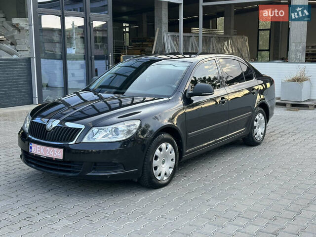 Черный Шкода Октавия, объемом двигателя 1.6 л и пробегом 178 тыс. км за 7800 $, фото 9 на Automoto.ua