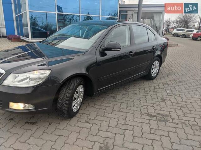 Черный Шкода Октавия, объемом двигателя 0 л и пробегом 110 тыс. км за 7100 $, фото 2 на Automoto.ua