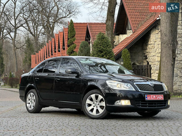 Черный Шкода Октавия, объемом двигателя 1.4 л и пробегом 215 тыс. км за 7450 $, фото 1 на Automoto.ua