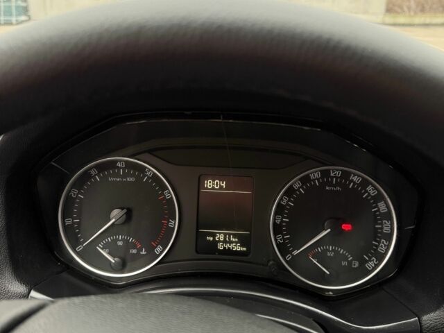 Черный Шкода Октавия, объемом двигателя 1.6 л и пробегом 164 тыс. км за 7500 $, фото 20 на Automoto.ua