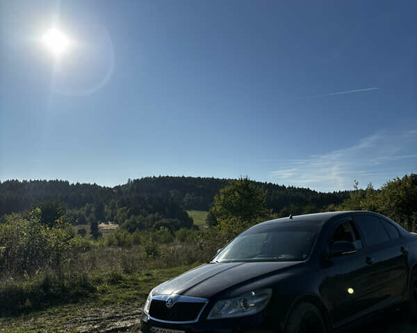 Черный Шкода Октавия, объемом двигателя 1.6 л и пробегом 140 тыс. км за 8000 $, фото 7 на Automoto.ua