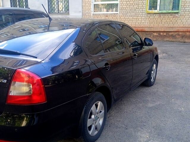 Черный Шкода Октавия, объемом двигателя 1.8 л и пробегом 145 тыс. км за 8200 $, фото 3 на Automoto.ua