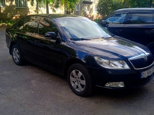 Черный Шкода Октавия, объемом двигателя 1.8 л и пробегом 145 тыс. км за 8200 $, фото 6 на Automoto.ua