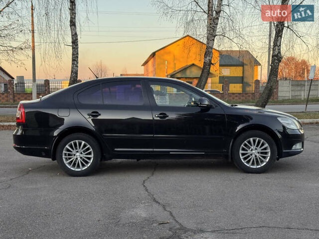Черный Шкода Октавия, объемом двигателя 0 л и пробегом 270 тыс. км за 6900 $, фото 2 на Automoto.ua