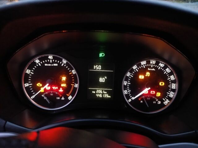 Черный Шкода Октавия, объемом двигателя 1 л и пробегом 446 тыс. км за 6300 $, фото 7 на Automoto.ua