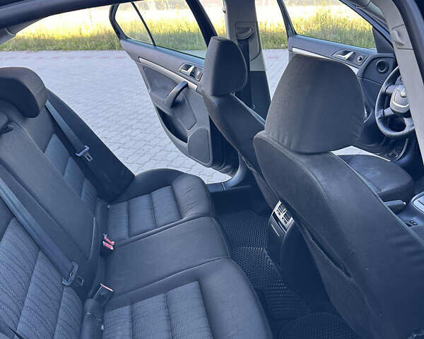 Черный Шкода Октавия, объемом двигателя 2 л и пробегом 237 тыс. км за 7300 $, фото 19 на Automoto.ua