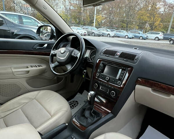 Шкода Октавія 2011 у Белой Церкве на Automoto.ua Чорний Шкода Октавія, об'ємом двигуна 1.4 л та пробігом 239 тис. км за 8300 $, фото 18 на Automoto.ua