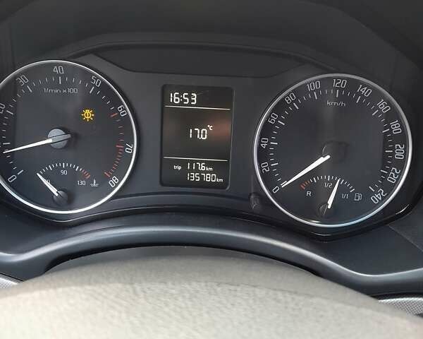 Черный Шкода Октавия, объемом двигателя 1.8 л и пробегом 135 тыс. км за 8200 $, фото 1 на Automoto.ua