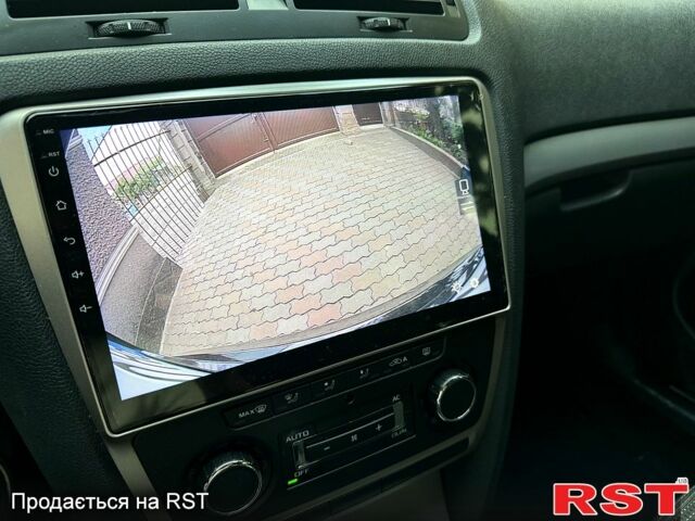 Чорний Шкода Октавія, об'ємом двигуна 1.8 л та пробігом 168 тис. км за 8800 $, фото 6 на Automoto.ua