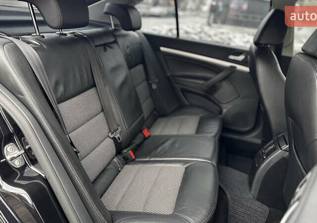 Черный Шкода Октавия, объемом двигателя 1.8 л и пробегом 56 тыс. км за 10500 $, фото 26 на Automoto.ua