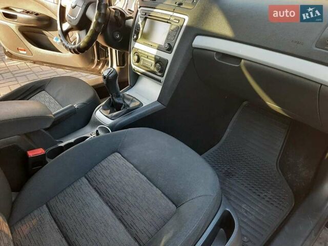 Черный Шкода Октавия, объемом двигателя 1.8 л и пробегом 410 тыс. км за 5900 $, фото 1 на Automoto.ua