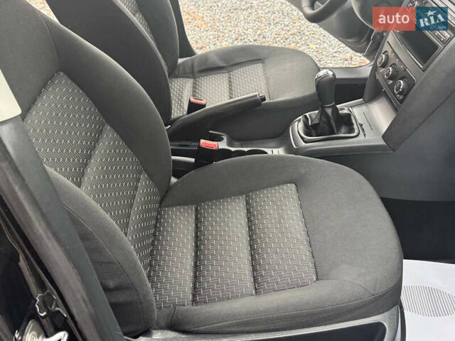 Шкода Октавия 2011 в Дрогобыче на Automoto.ua Черный Шкода Октавия, объемом двигателя 1.6 л и пробегом 186 тыс. км за 6650 $, фото 66 на Automoto.ua
