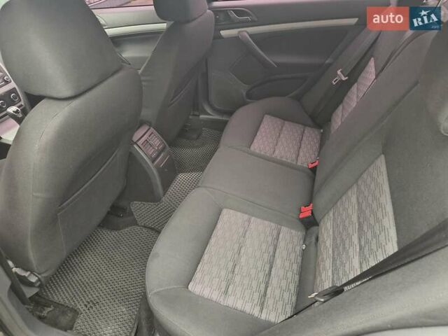 Чорний Шкода Октавія, об'ємом двигуна 1.6 л та пробігом 172 тис. км за 8300 $, фото 14 на Automoto.ua