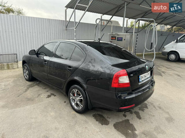 Чорний Шкода Октавія, об'ємом двигуна 1.8 л та пробігом 170 тис. км за 8000 $, фото 2 на Automoto.ua