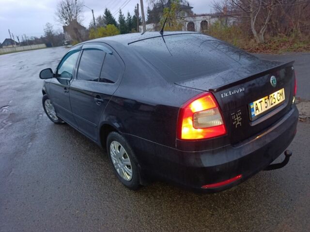 Черный Шкода Октавия, объемом двигателя 1 л и пробегом 446 тыс. км за 6300 $, фото 4 на Automoto.ua