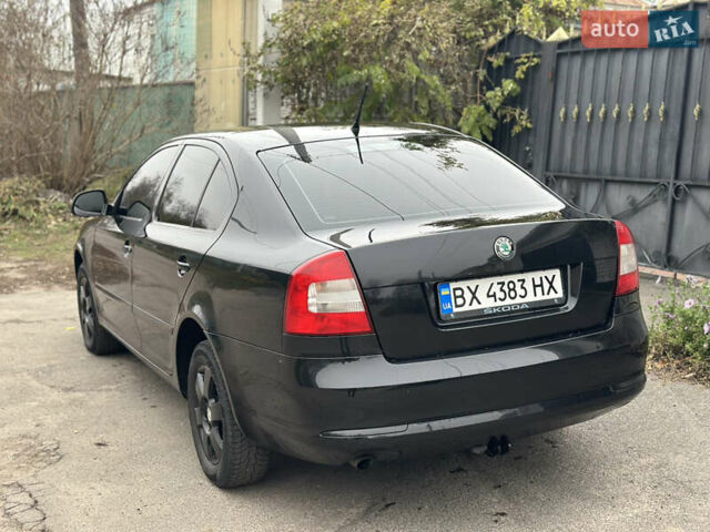 Черный Шкода Октавия, объемом двигателя 1.6 л и пробегом 310 тыс. км за 7500 $, фото 2 на Automoto.ua