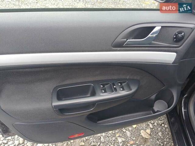 Черный Шкода Октавия, объемом двигателя 1.8 л и пробегом 250 тыс. км за 7800 $, фото 19 на Automoto.ua