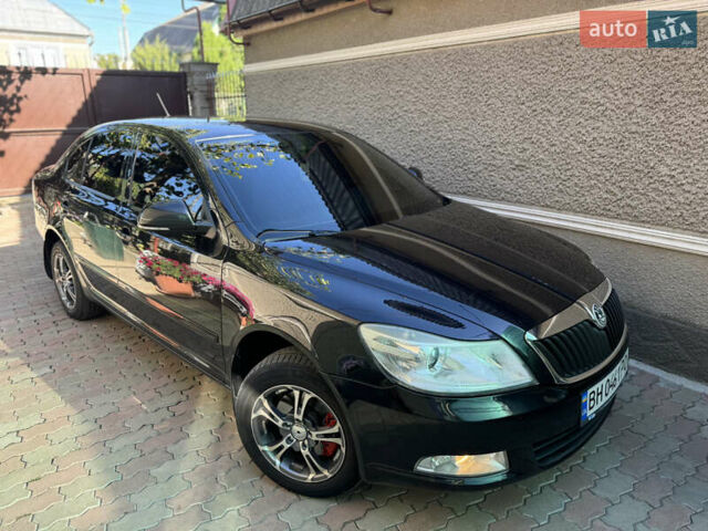 Черный Шкода Октавия, объемом двигателя 1.8 л и пробегом 170 тыс. км за 7900 $, фото 3 на Automoto.ua
