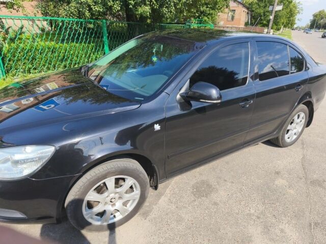 Черный Шкода Октавия, объемом двигателя 1.6 л и пробегом 250 тыс. км за 8000 $, фото 5 на Automoto.ua