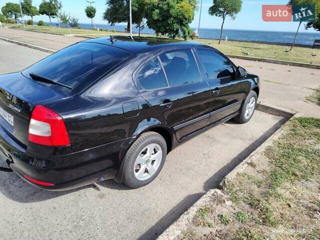 Черный Шкода Октавия, объемом двигателя 1.6 л и пробегом 149 тыс. км за 10500 $, фото 2 на Automoto.ua