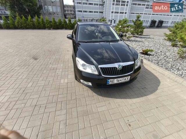 Черный Шкода Октавия, объемом двигателя 1.2 л и пробегом 159 тыс. км за 7500 $, фото 1 на Automoto.ua