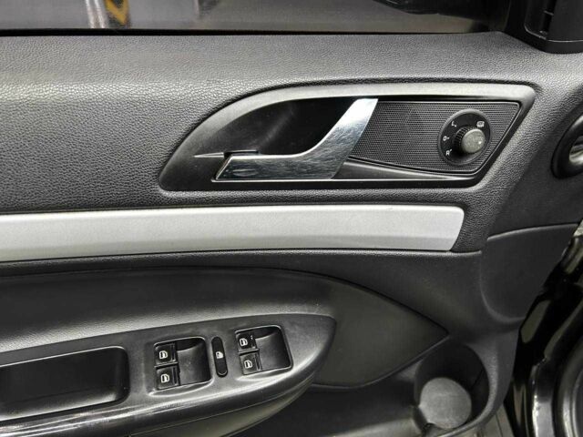 Черный Шкода Октавия, объемом двигателя 1.9 л и пробегом 293 тыс. км за 6800 $, фото 6 на Automoto.ua