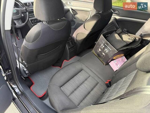 Чорний Шкода Октавія, об'ємом двигуна 1.8 л та пробігом 210 тис. км за 7800 $, фото 11 на Automoto.ua