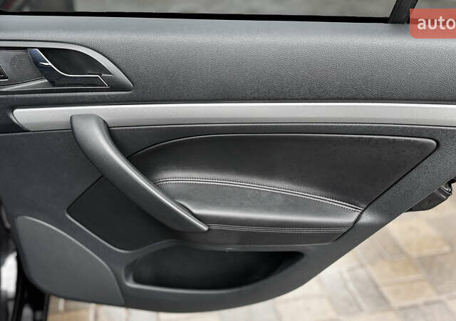 Черный Шкода Октавия, объемом двигателя 1.8 л и пробегом 56 тыс. км за 10500 $, фото 24 на Automoto.ua