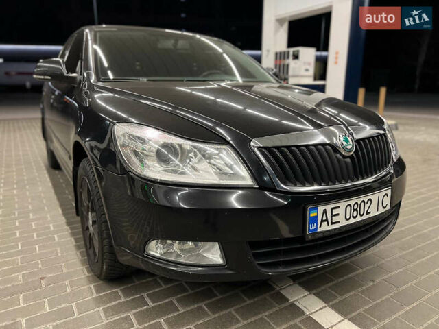 Шкода Октавія 2011 у Дніпро (Дніпропетровську) на Automoto.ua Чорний Шкода Октавія, об'ємом двигуна 1.6 л та пробігом 215 тис. км за 8900 $, фото 17 на Automoto.ua