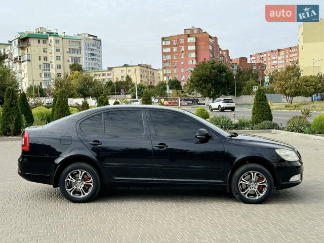 Черный Шкода Октавия, объемом двигателя 1.8 л и пробегом 170 тыс. км за 7900 $, фото 50 на Automoto.ua