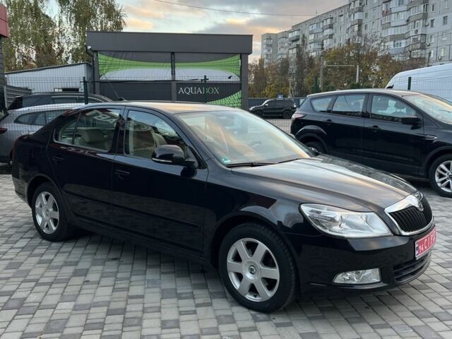 Черный Шкода Октавия, объемом двигателя 1.4 л и пробегом 239 тыс. км за 8300 $, фото 6 на Automoto.ua