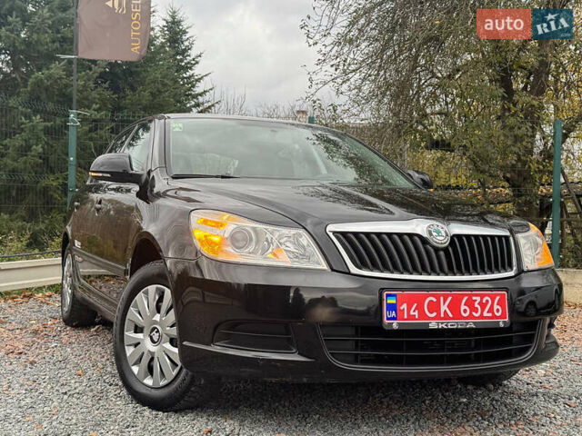 Шкода Октавия 2011 в Дрогобыче на Automoto.ua Черный Шкода Октавия, объемом двигателя 1.6 л и пробегом 186 тыс. км за 6650 $, фото 4 на Automoto.ua