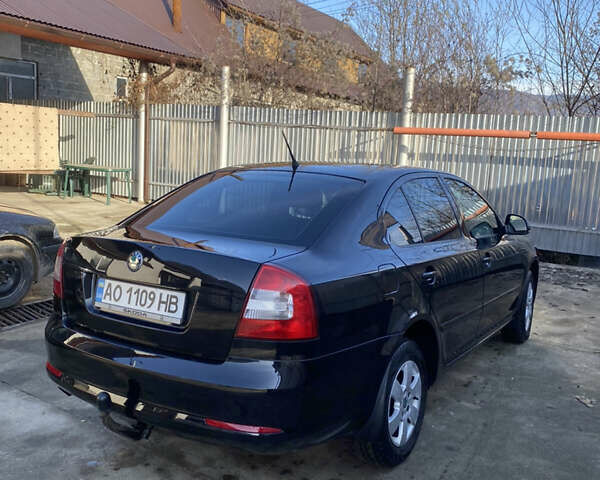 Чорний Шкода Октавія, об'ємом двигуна 1.6 л та пробігом 340 тис. км за 7200 $, фото 4 на Automoto.ua