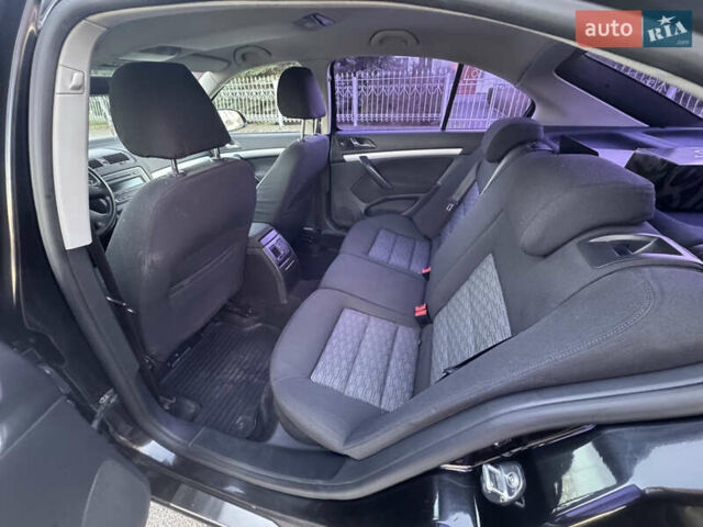 Черный Шкода Октавия, объемом двигателя 0 л и пробегом 270 тыс. км за 6900 $, фото 9 на Automoto.ua