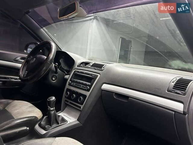 Черный Шкода Октавия, объемом двигателя 1.9 л и пробегом 293 тыс. км за 6800 $, фото 19 на Automoto.ua