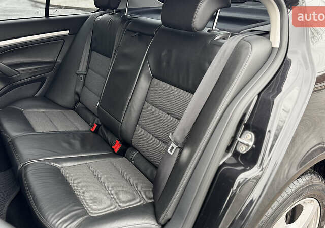 Черный Шкода Октавия, объемом двигателя 1.8 л и пробегом 56 тыс. км за 10500 $, фото 22 на Automoto.ua