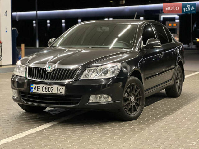 Шкода Октавія 2011 у Дніпро (Дніпропетровську) на Automoto.ua Чорний Шкода Октавія, об'ємом двигуна 1.6 л та пробігом 215 тис. км за 8900 $, фото 5 на Automoto.ua