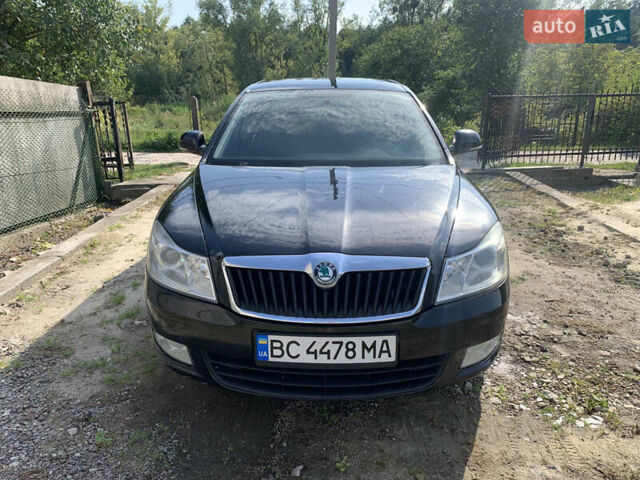 Чорний Шкода Октавія, об'ємом двигуна 1.8 л та пробігом 196 тис. км за 7600 $, фото 1 на Automoto.ua