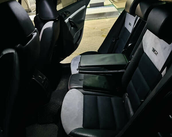 Черный Шкода Октавия, объемом двигателя 1.6 л и пробегом 140 тыс. км за 8000 $, фото 13 на Automoto.ua