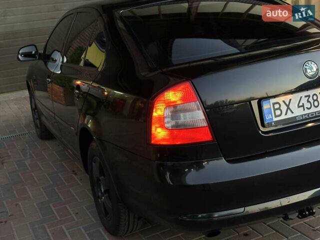 Черный Шкода Октавия, объемом двигателя 1.6 л и пробегом 310 тыс. км за 7500 $, фото 18 на Automoto.ua