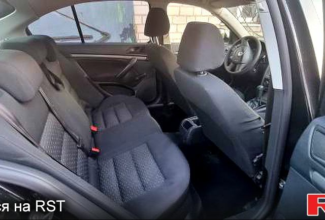 Черный Шкода Октавия, объемом двигателя 1.2 л и пробегом 198 тыс. км за 6500 $, фото 2 на Automoto.ua