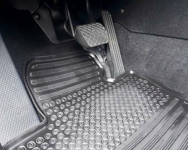 Шкода Октавія 2011 у Луцьку на Automoto.ua Чорний Шкода Октавія, об'ємом двигуна 1.8 л та пробігом 189 тис. км за 9500 $, фото 11 на Automoto.ua