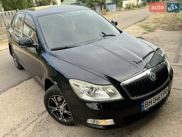 Черный Шкода Октавия, объемом двигателя 1.8 л и пробегом 168 тыс. км за 8800 $, фото 3 на Automoto.ua