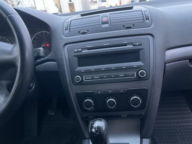 Шкода Октавія 2011 у Вінниці на Automoto.ua Чорний Шкода Октавія, об'ємом двигуна 1.6 л та пробігом 240 тис. км за 7400 $, фото 7 на Automoto.ua