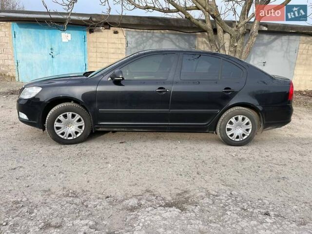 Черный Шкода Октавия, объемом двигателя 1.6 л и пробегом 208 тыс. км за 8400 $, фото 10 на Automoto.ua