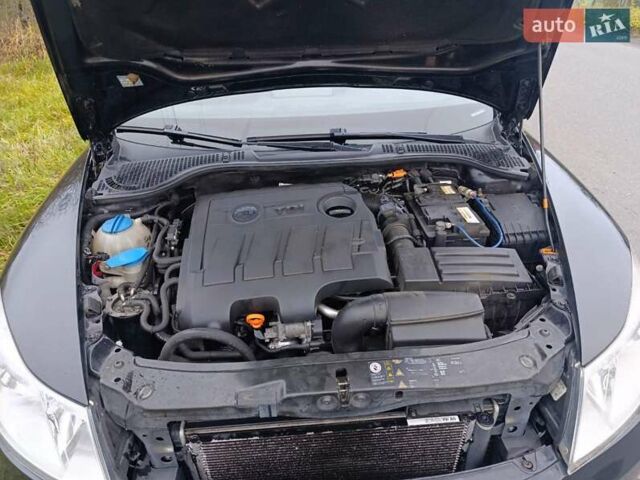 Чорний Шкода Октавія, об'ємом двигуна 1.6 л та пробігом 285 тис. км за 7700 $, фото 6 на Automoto.ua